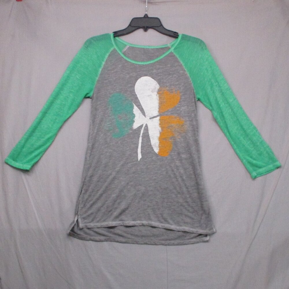 Zoe + Liv Long Sleeve Sheer Shamrock Shirt Green & Gray Women Size |‎ M